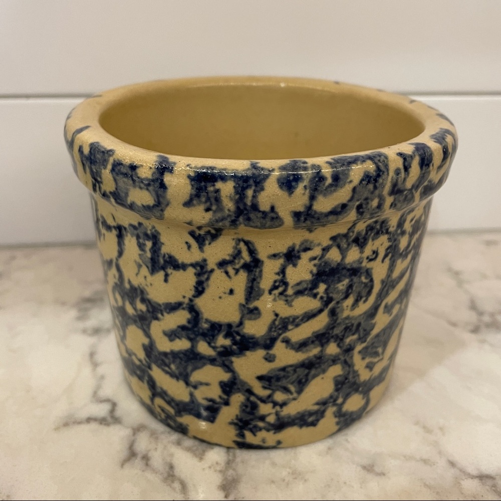 Robinson-Ransbottom Pottery RRP vintage 1 pint low Spongeware crock